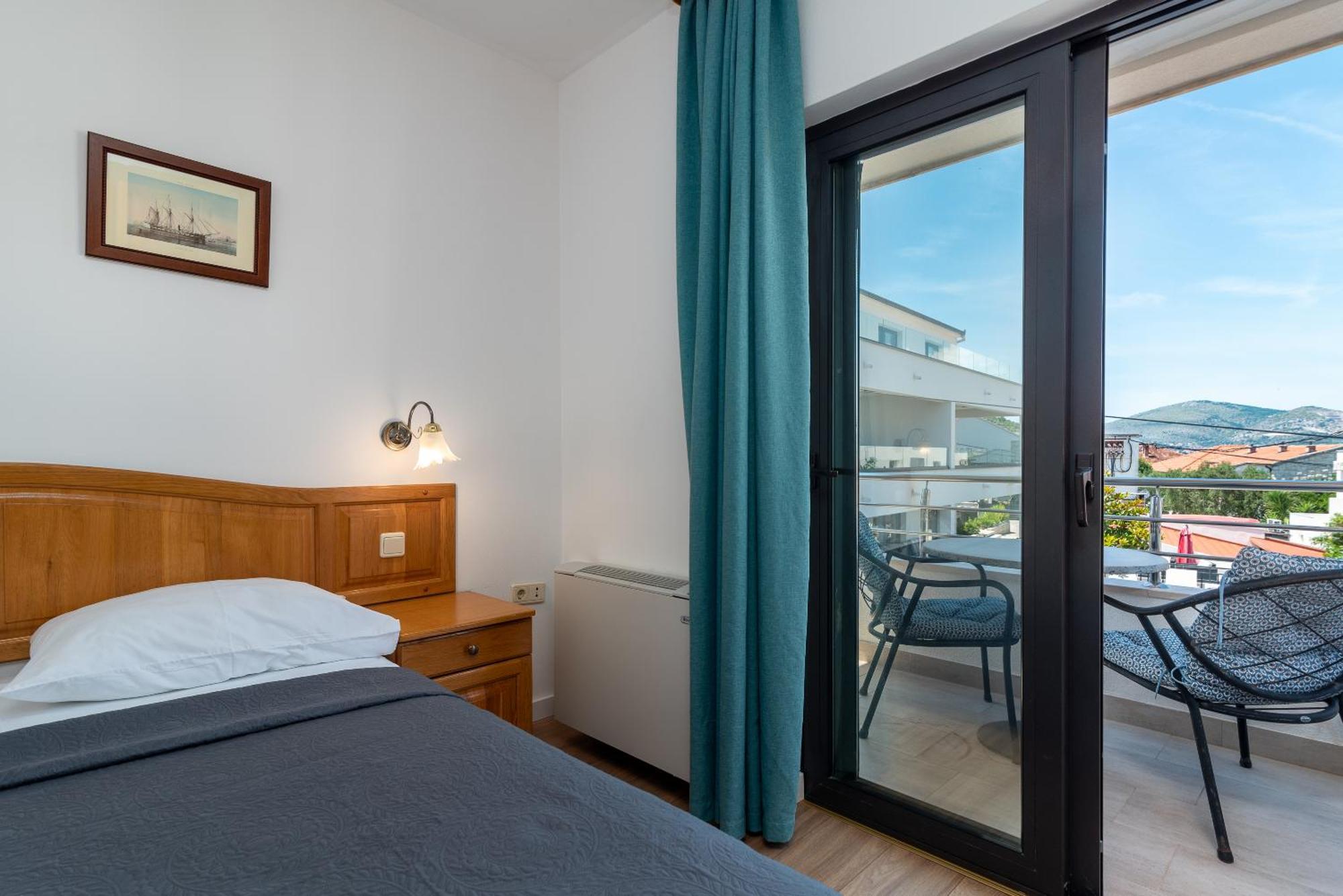 Maca Apartments & Suites Τρογκίρ Εξωτερικό φωτογραφία